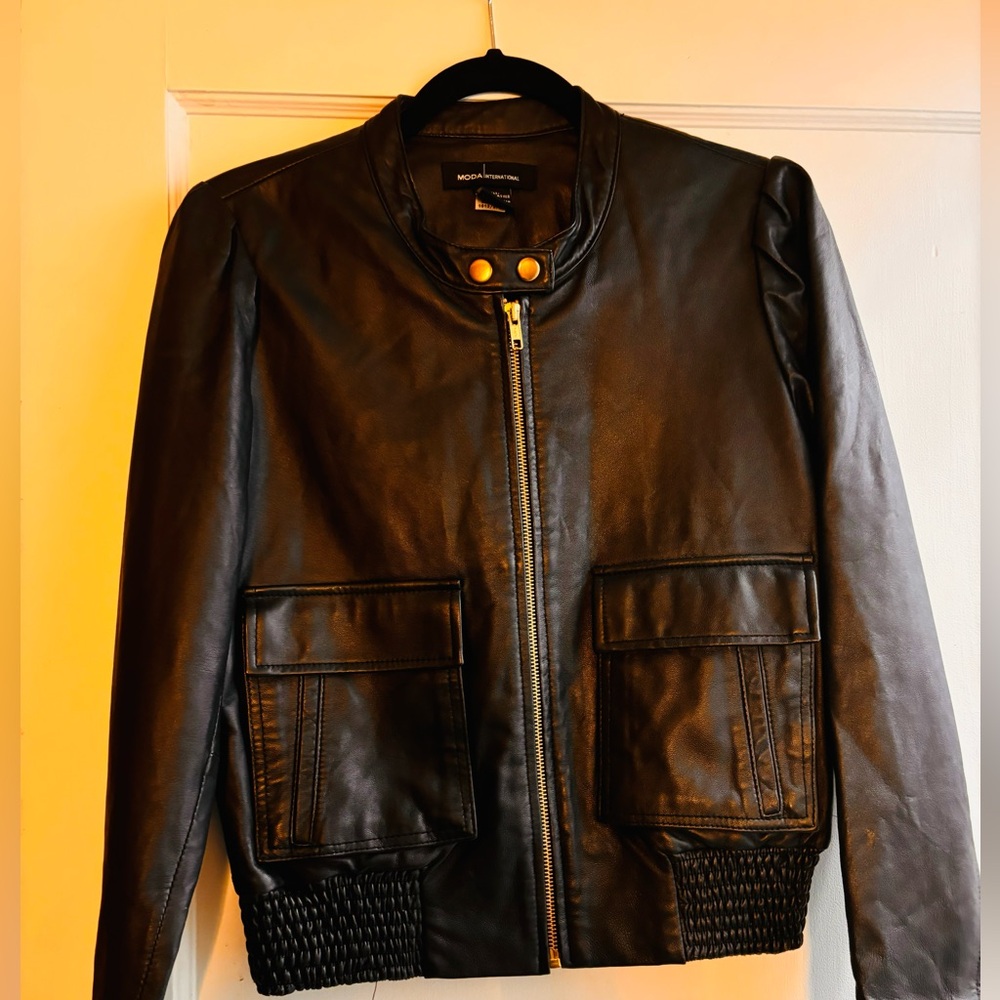 MODA INTERNATIONAL REAL LEATHER JACKET